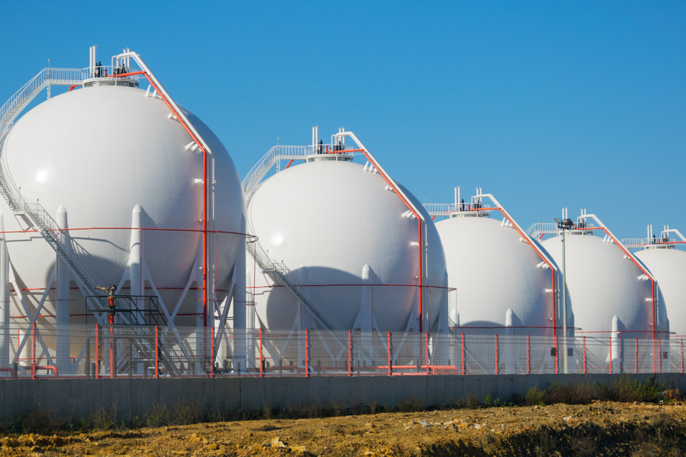 Spherical storage tanks using ASME pressure vessel connections